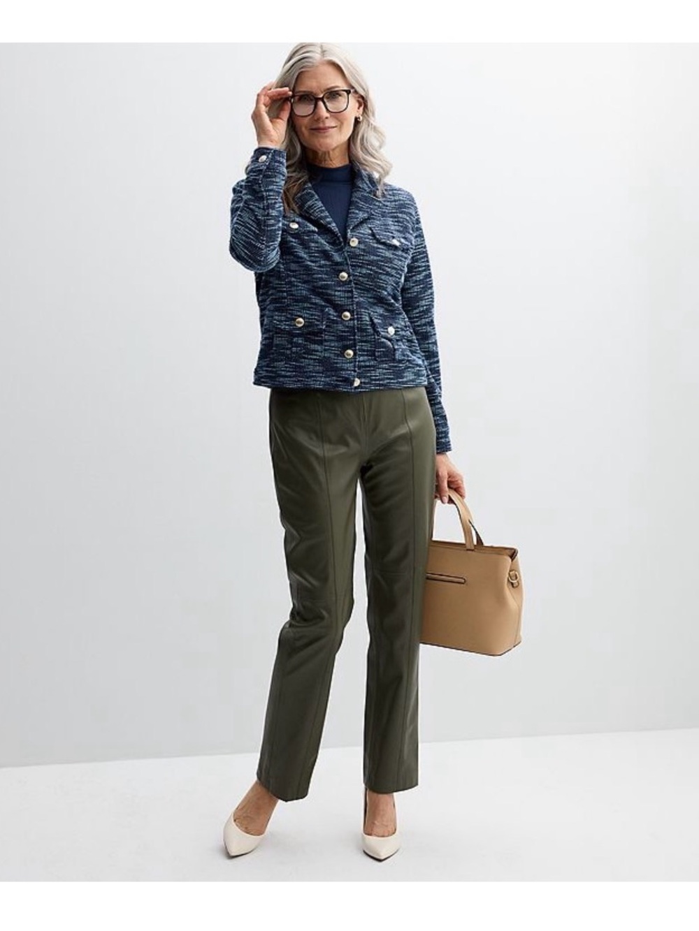 Women's Jaclyn Smith Pull-On Pants Olive Green Faux Leather NWOT - Picture 2 of 4